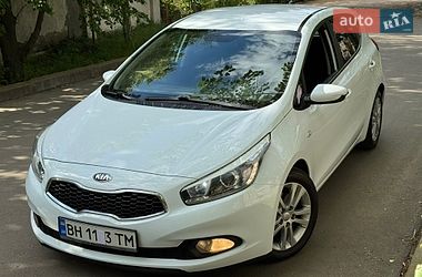 Хетчбек Kia Ceed 2013 в Одесі