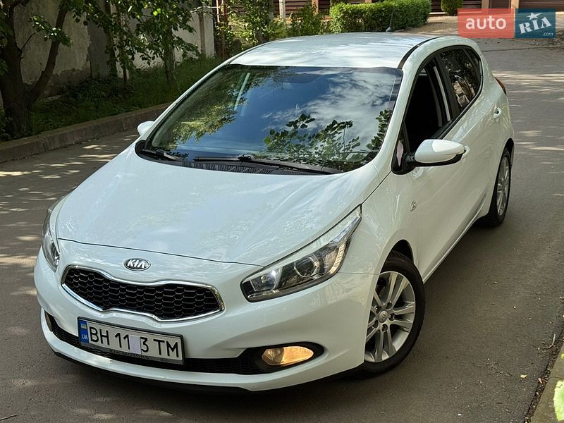 Хетчбек Kia Ceed 2013 в Одесі