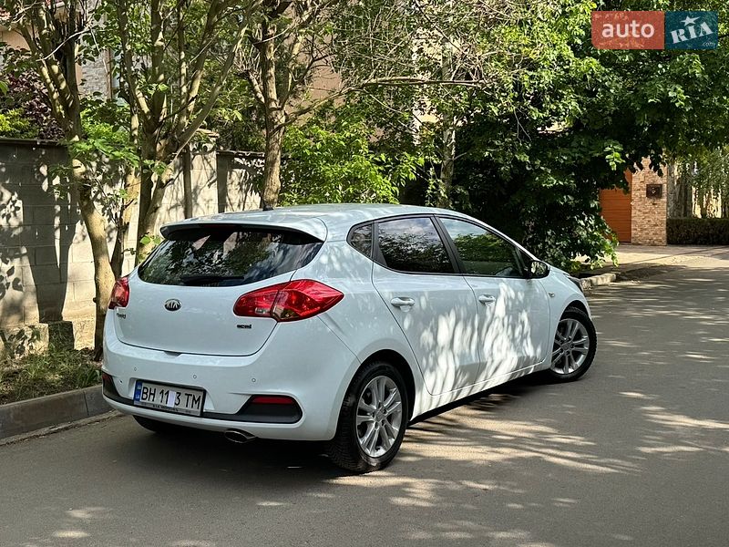 Хетчбек Kia Ceed 2013 в Одесі