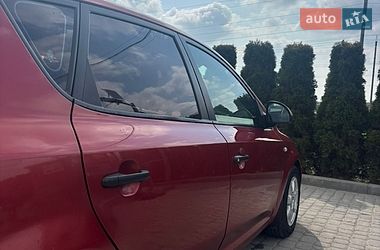 Хэтчбек Kia Ceed 2008 в Львове