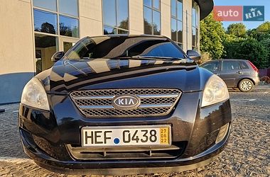 Хетчбек Kia Ceed 2008 в Ужгороді