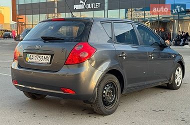 Хетчбек Kia Ceed 2008 в Києві