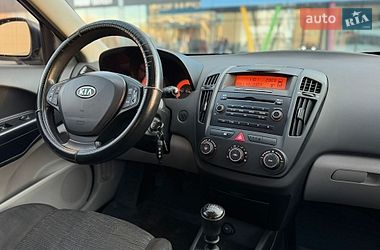 Хетчбек Kia Ceed 2008 в Києві