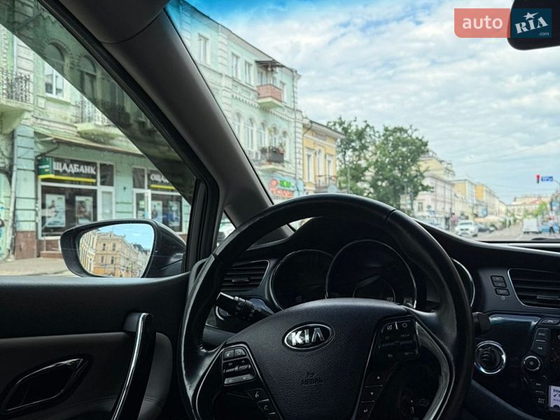 Универсал Kia Ceed 2013 в Киеве