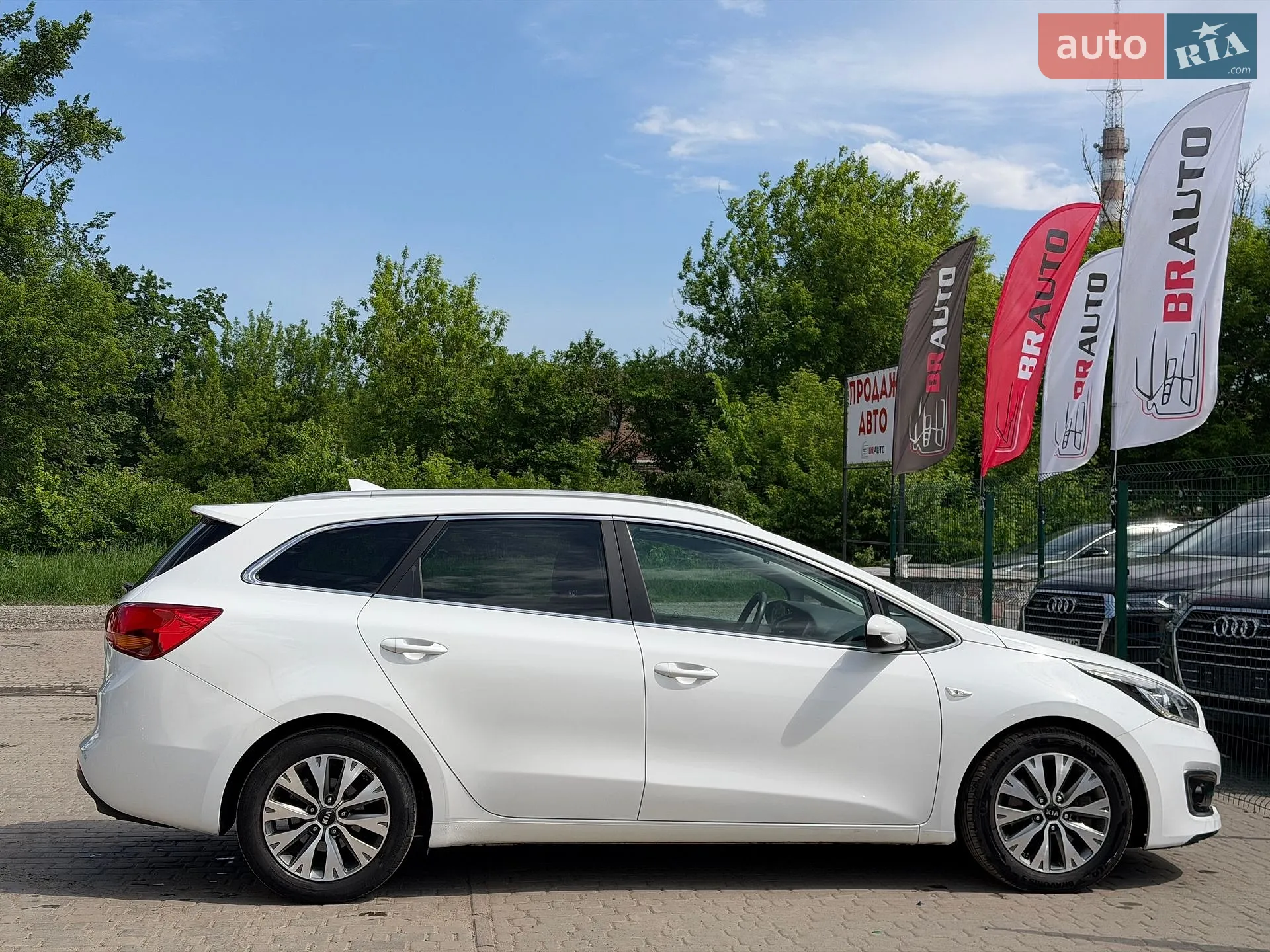 2017 Kia Cee'd - мініатюра 22