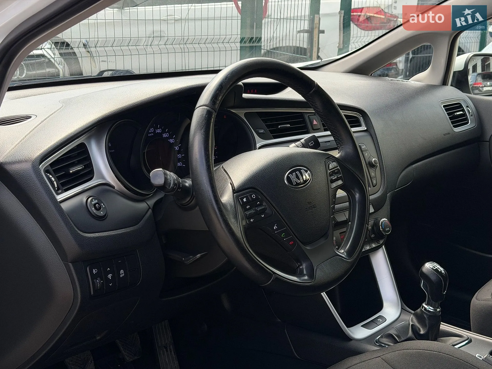 2017 Kia Cee'd - мініатюра 24