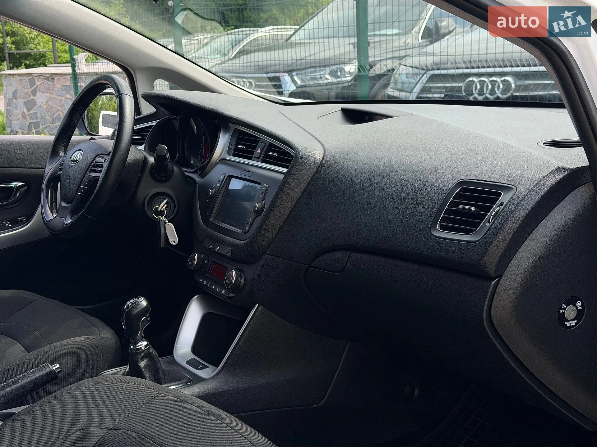 2017 Kia Cee'd - мініатюра 32