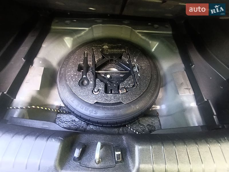Хэтчбек Kia Ceed 2012 в Рогатине