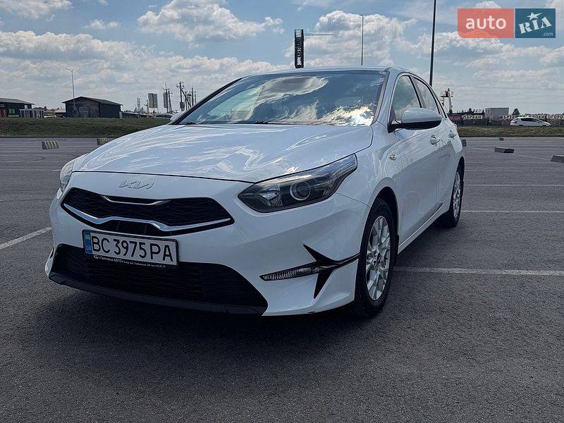 Хэтчбек Kia Ceed 2022 в Львове