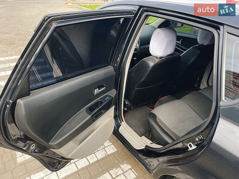 Хэтчбек Kia Ceed 2008 в Одессе