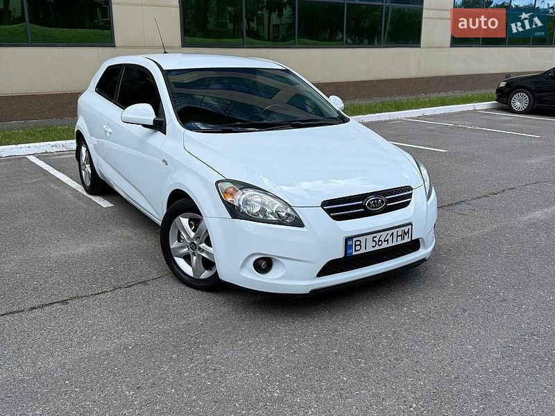Хетчбек Kia Ceed 2008 в Харкові