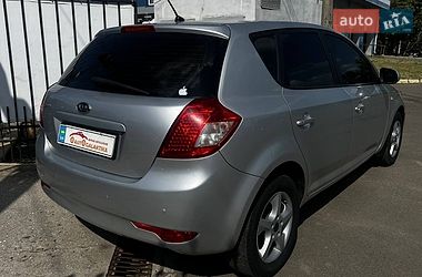 Хетчбек Kia Ceed 2011 в Миколаєві