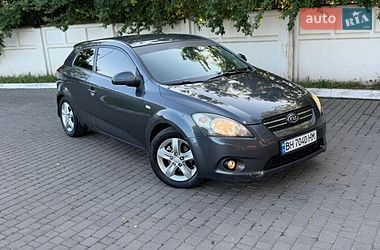 Хэтчбек Kia Ceed 2008 в Одессе