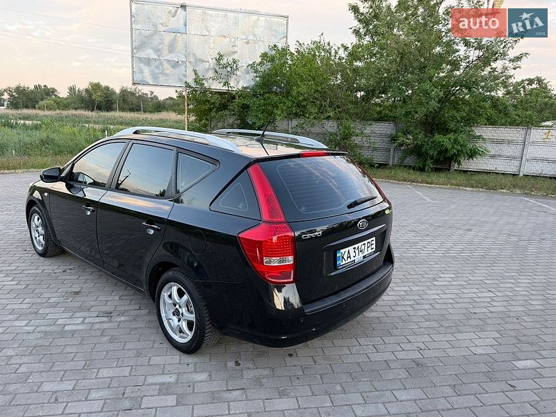 Універсал Kia Ceed 2010 в Кривому Розі