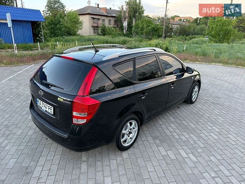 Універсал Kia Ceed 2010 в Кривому Розі