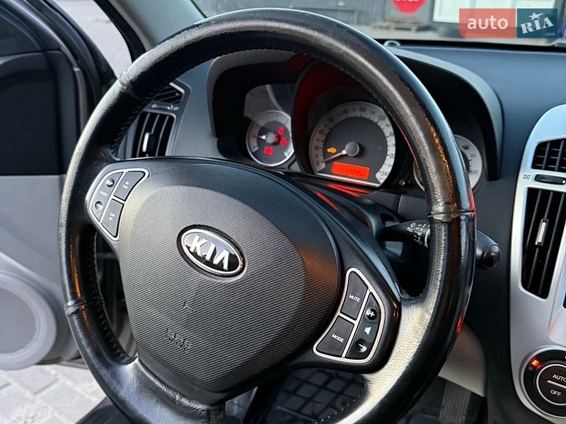 Универсал Kia Ceed 2008 в Киеве