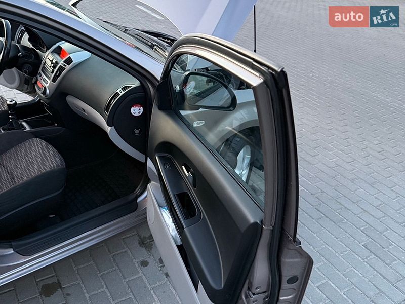 Универсал Kia Ceed 2008 в Киеве