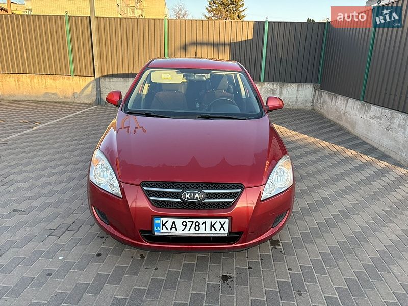 Универсал Kia Ceed 2008 в Киеве