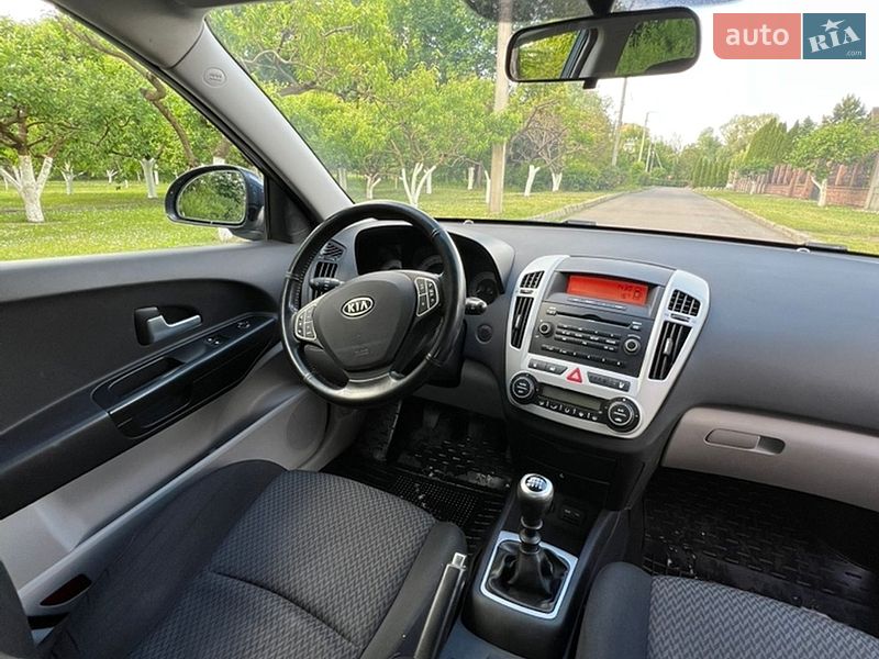 Універсал Kia Ceed 2007 в Рівному