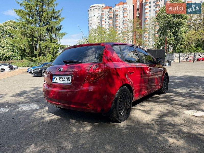 Хетчбек Kia Ceed 2008 в Києві