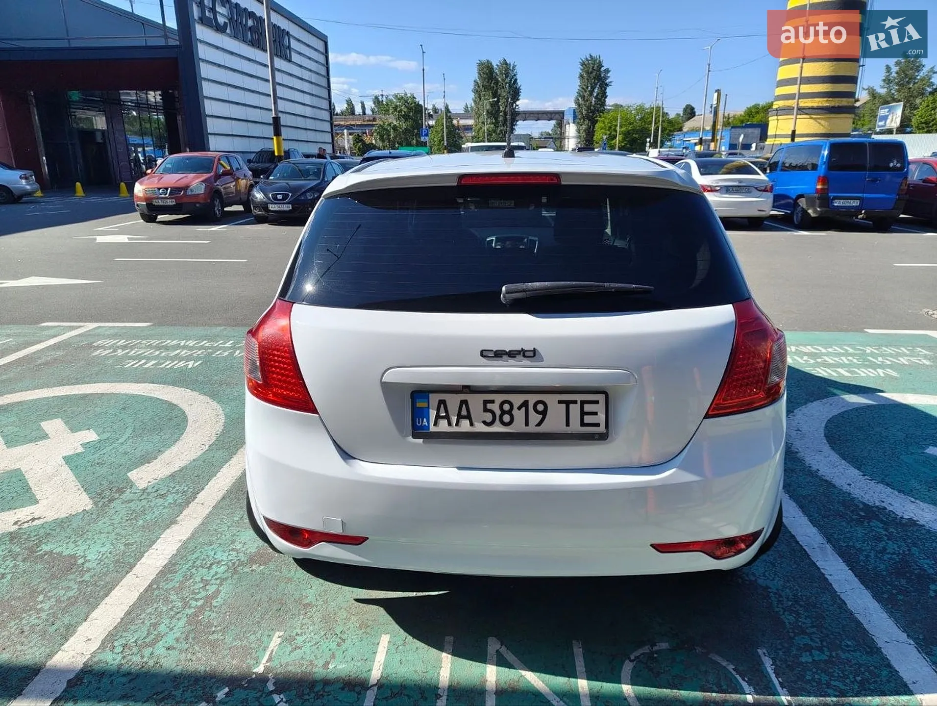 2010 Kia Cee'd - мініатюра 5