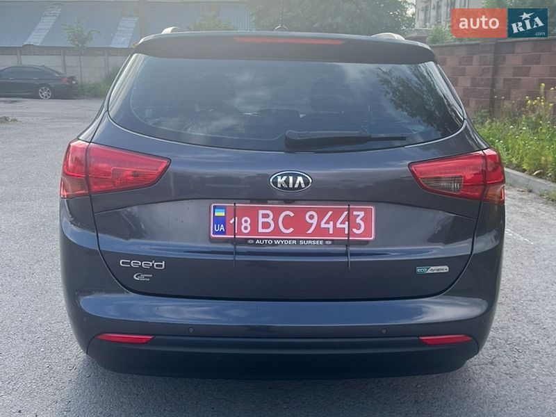Универсал Kia Ceed 2014 в Ровно