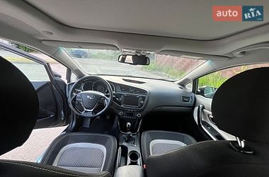 Универсал Kia Ceed 2014 в Ровно