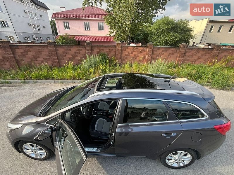 Универсал Kia Ceed 2014 в Ровно