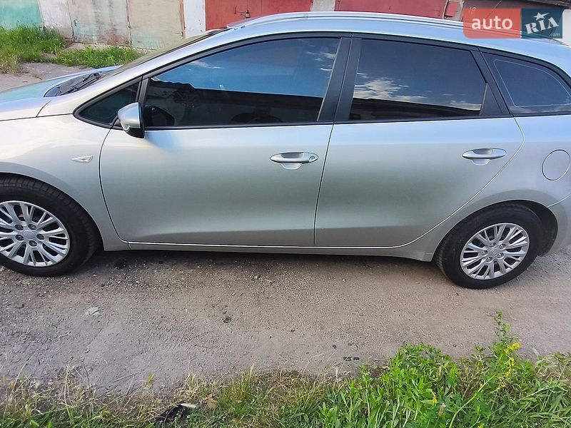 Універсал Kia Ceed 2013 в Миколаєві фото 3 Універсал Kia Ceed 2013 в Миколаєві