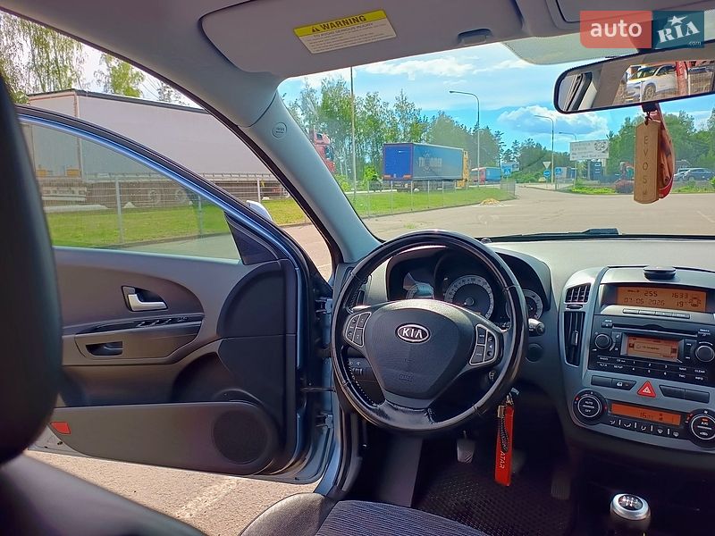 Универсал Kia Ceed 2007 в Ковеле