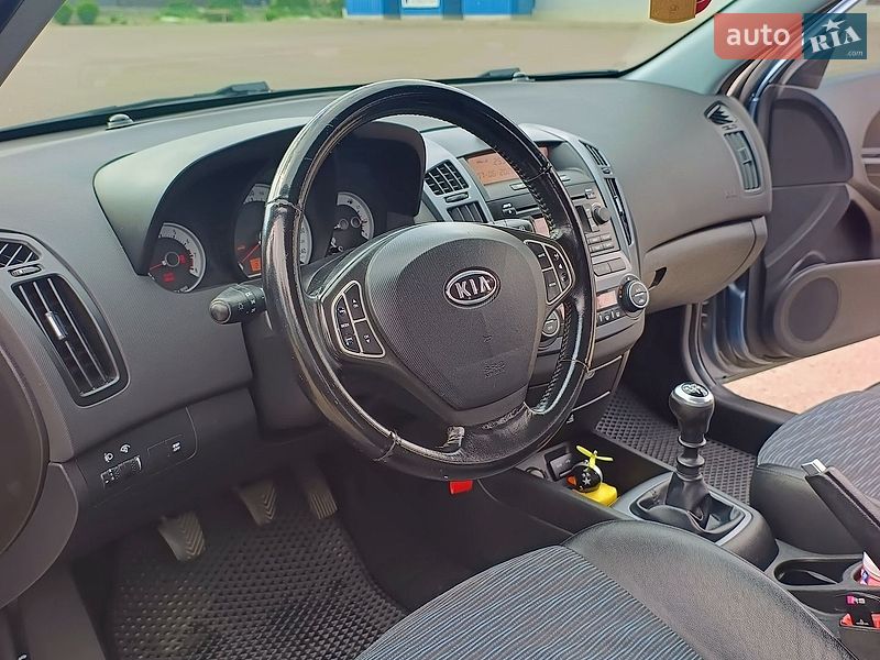 Универсал Kia Ceed 2007 в Ковеле
