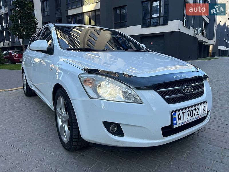 Хэтчбек Kia Ceed 2007 в Львове