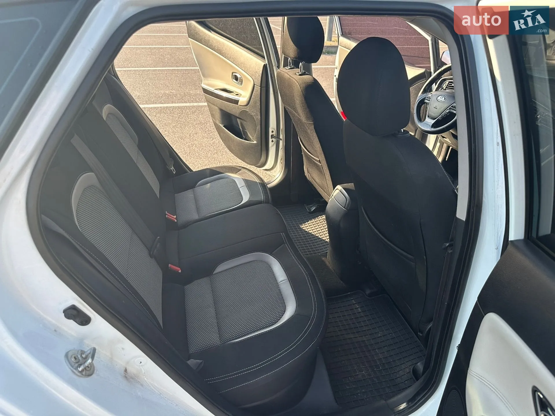 2012 Kia Cee'd - мініатюра 28