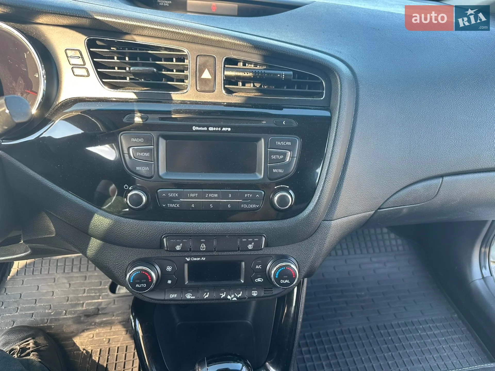 2012 Kia Cee'd - мініатюра 37