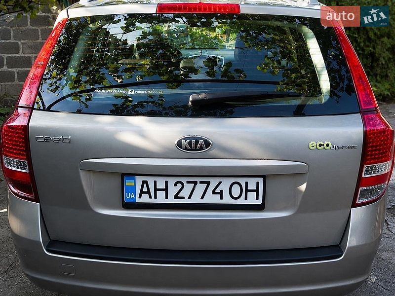Универсал Kia Ceed 2010 в Краматорске
