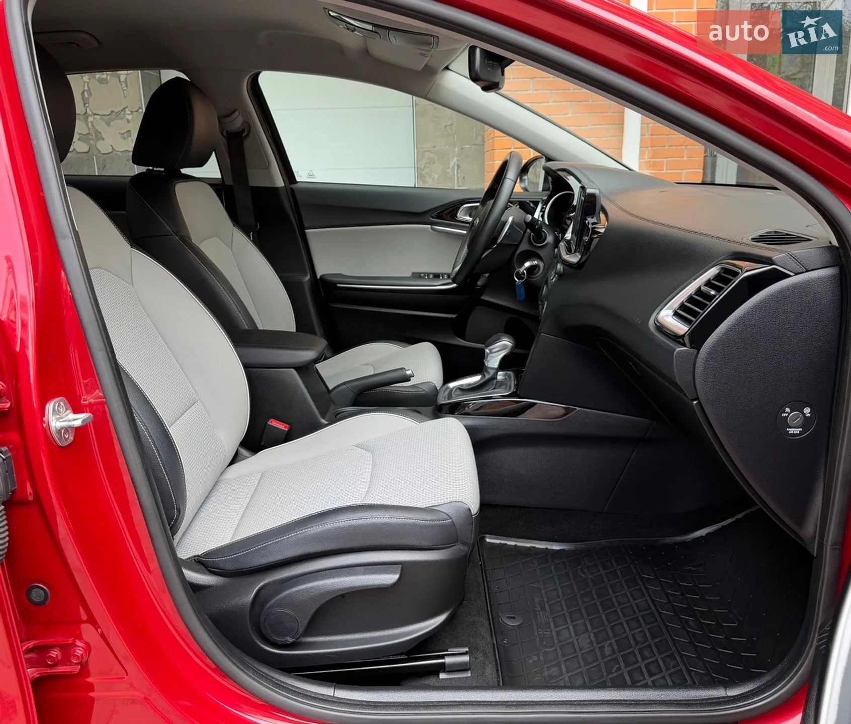 2018 Kia Cee'd - мініатюра 32