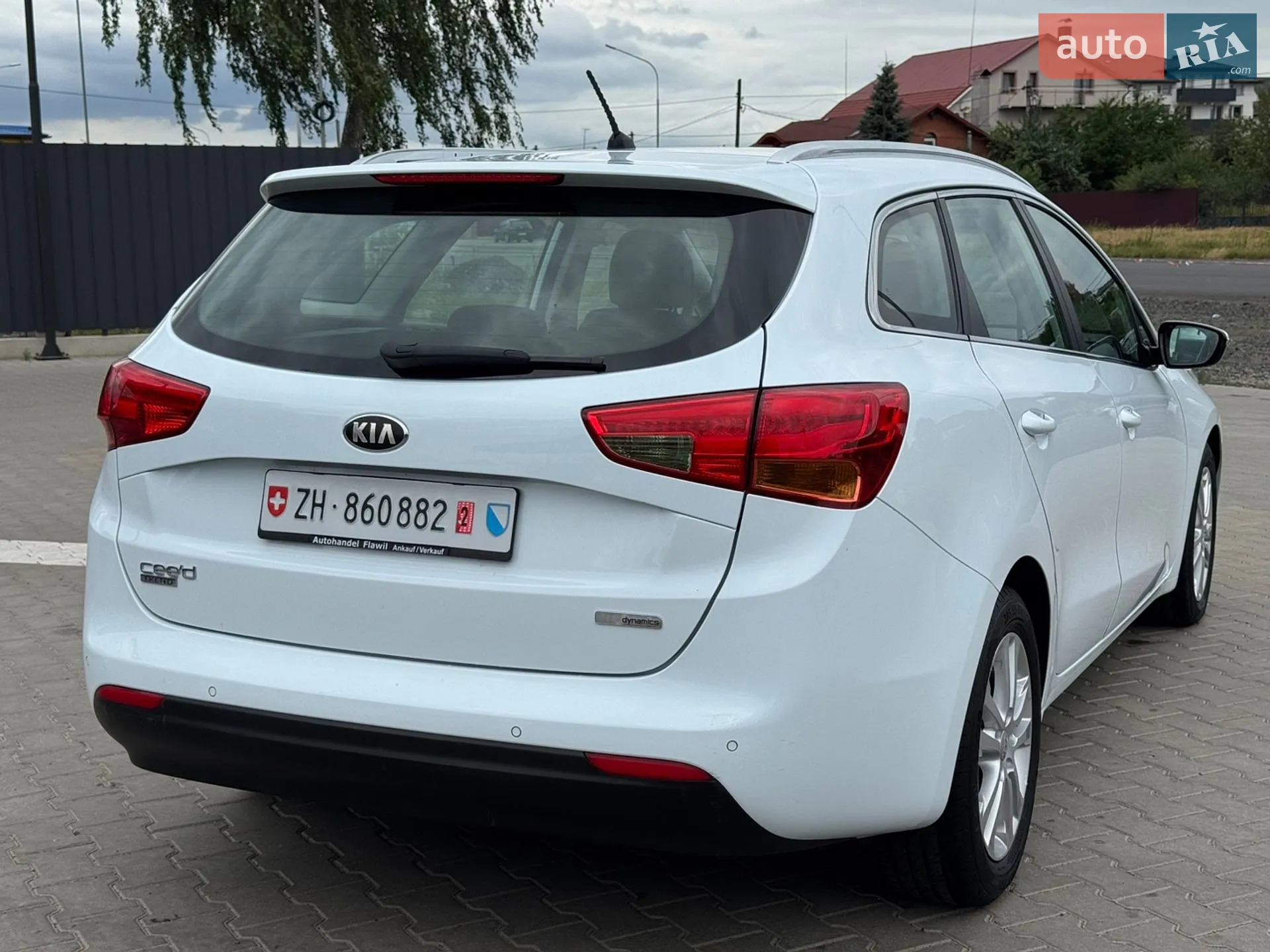 2014 Kia Cee'd - мініатюра 18