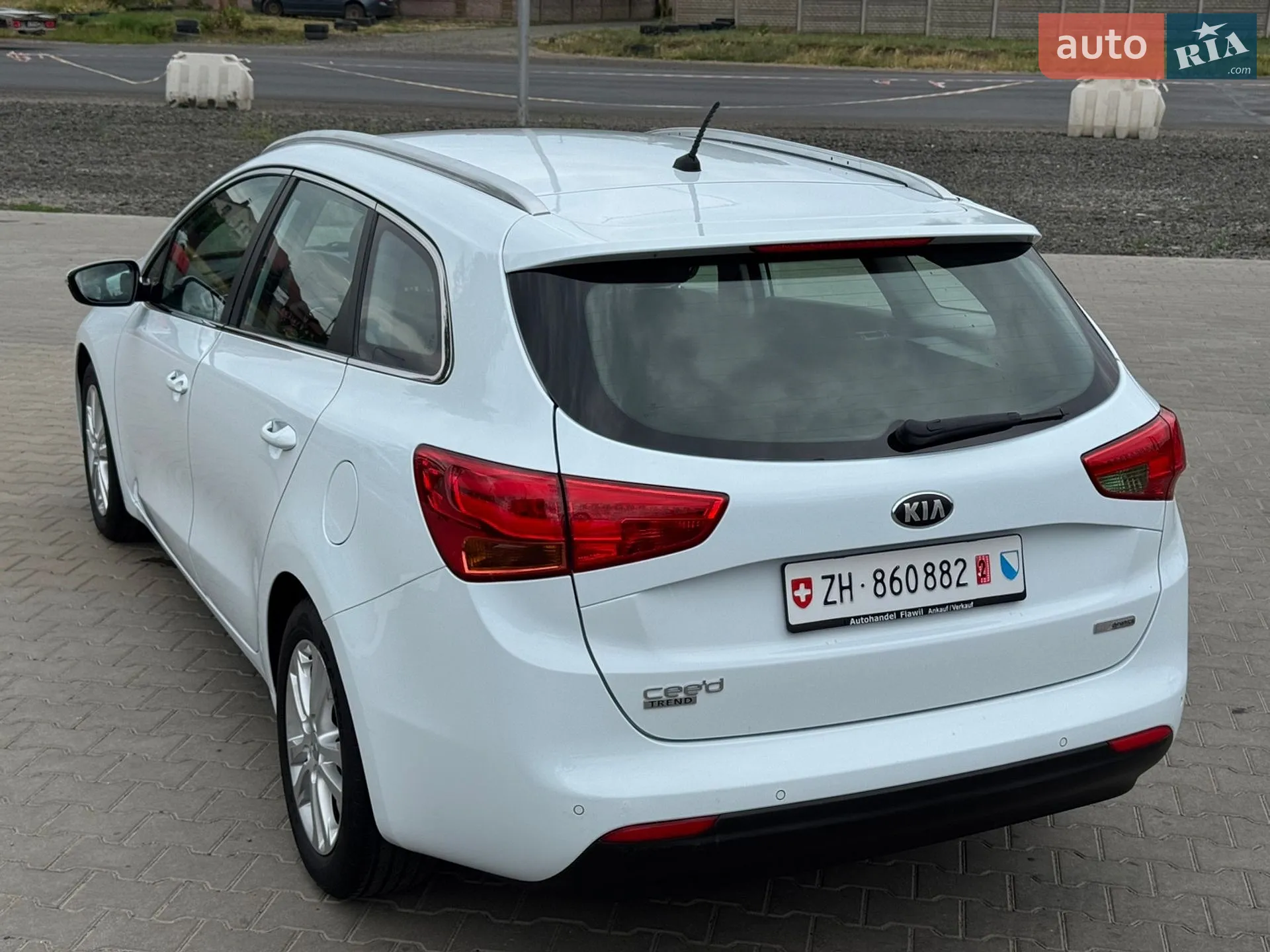 2014 Kia Cee'd - мініатюра 26