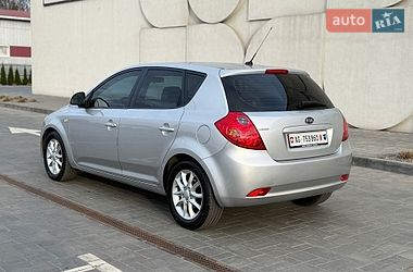Хетчбек Kia Ceed 2007 в Луцьку фото 6 Хетчбек Kia Ceed 2007 в Луцьку