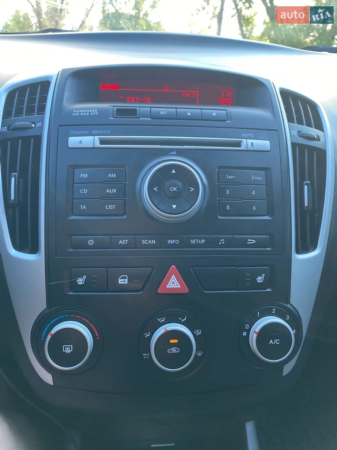 2011 Kia Cee'd - мініатюра 12