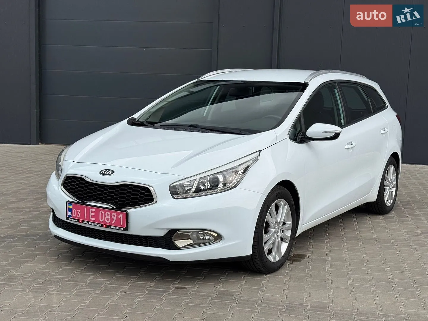 2014 Kia Cee'd - фото 1