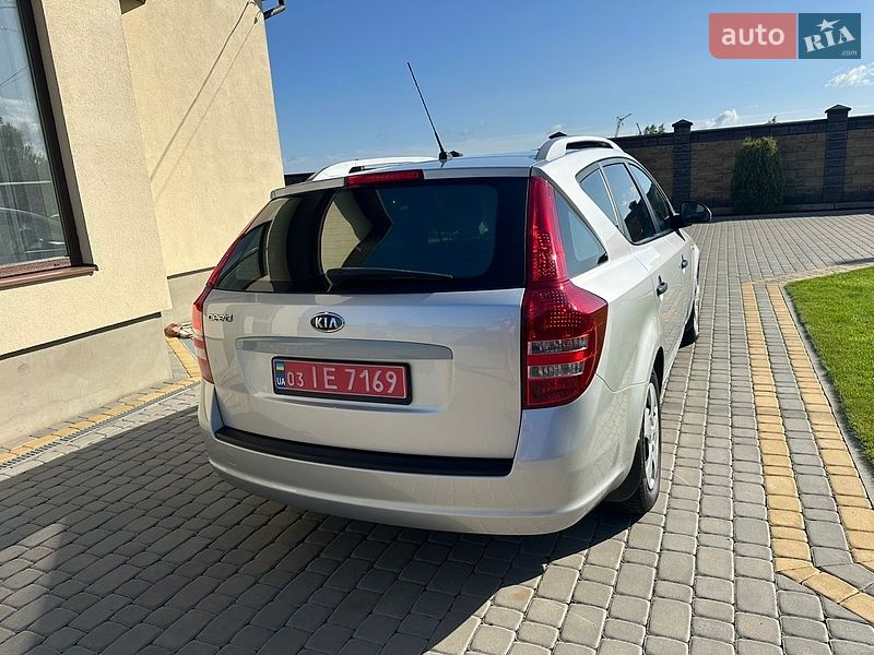 Універсал Kia Ceed 2009 в Луцьку
