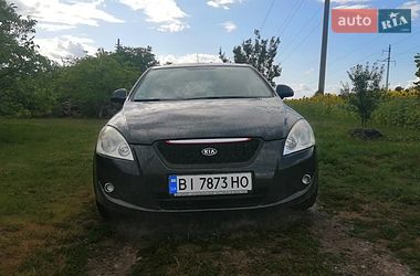 Хэтчбек Kia Ceed 2008 в Полтаве