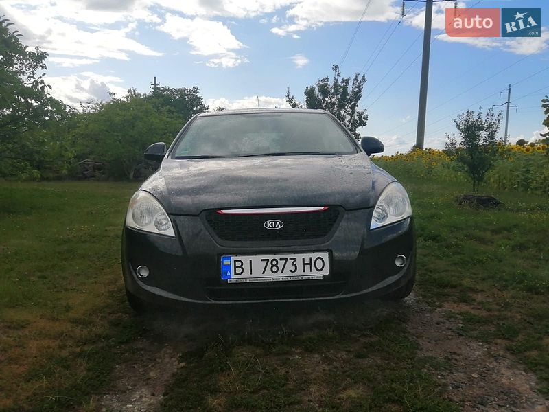 Хэтчбек Kia Ceed 2008 в Полтаве