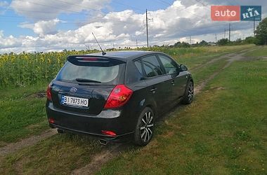 Хэтчбек Kia Ceed 2008 в Полтаве
