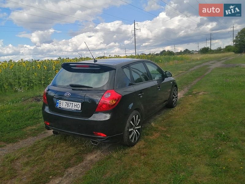 Хэтчбек Kia Ceed 2008 в Полтаве