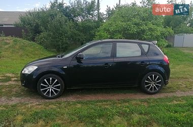 Хэтчбек Kia Ceed 2008 в Полтаве