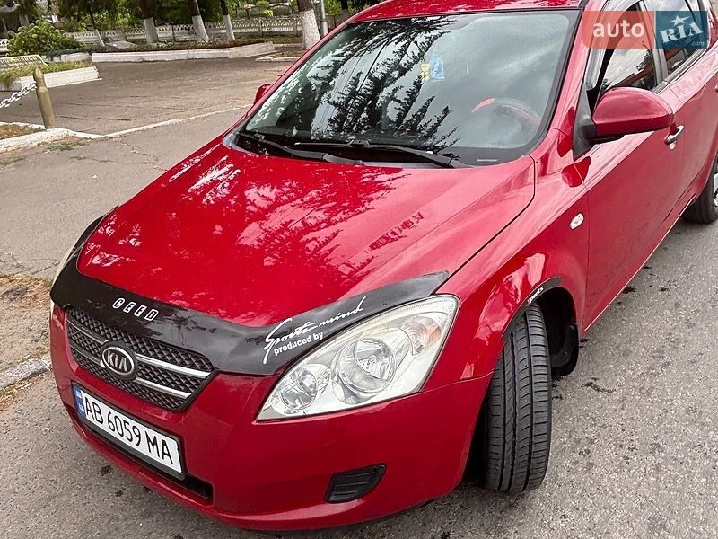 Kia Ceed, photos from the listing