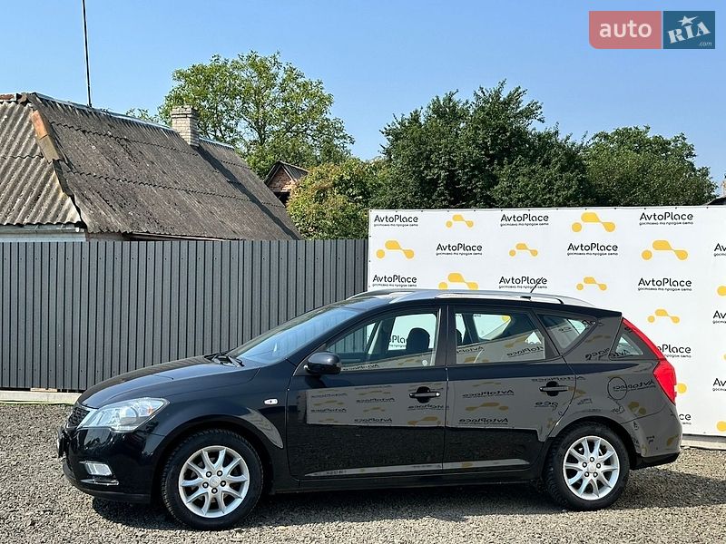 Универсал Kia Ceed 2011 в Луцке