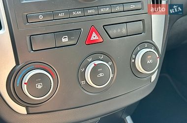 Универсал Kia Ceed 2011 в Луцке